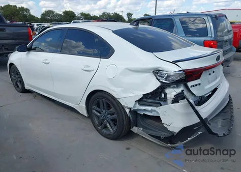 2020 Kia Forte Gt-Line z USA, uszkodzony, nr VIN 3KPF34ADXLE156150